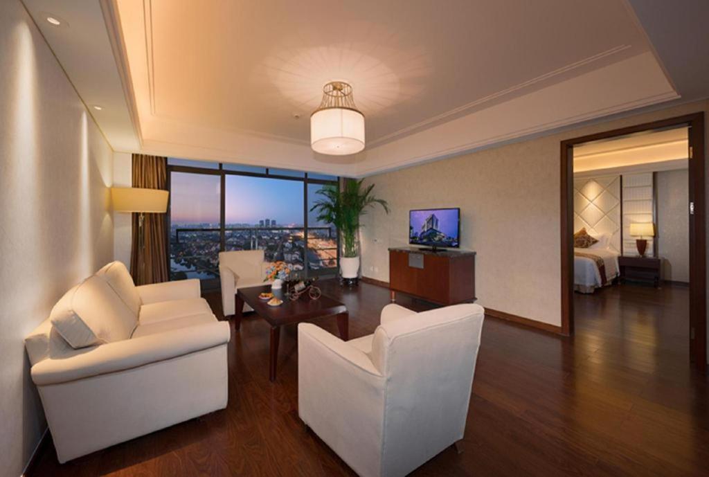 Shuguang International Hotel Kunshan Kunshan  Buitenkant foto